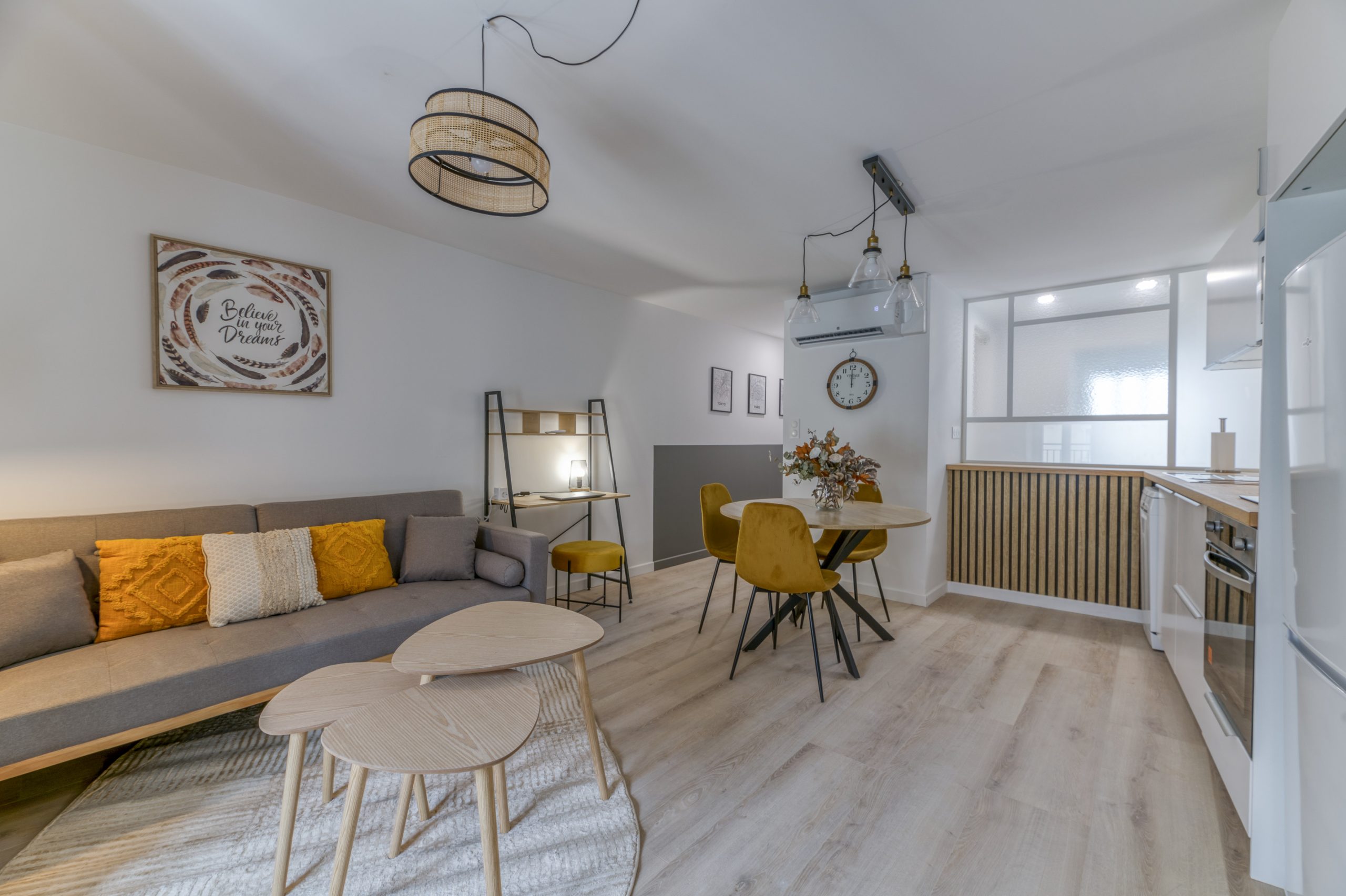 ODEinterieur-immeuble26-T2-salon-ensemble